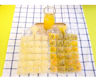 Disposable Ice Cubes Mold Ice Lattice Bag Transparent Quick Freezing Self-sealing Bags Ice Macking Home Kitchen Bar Diy Gadgets (Color: 10Pcs Ice bags)